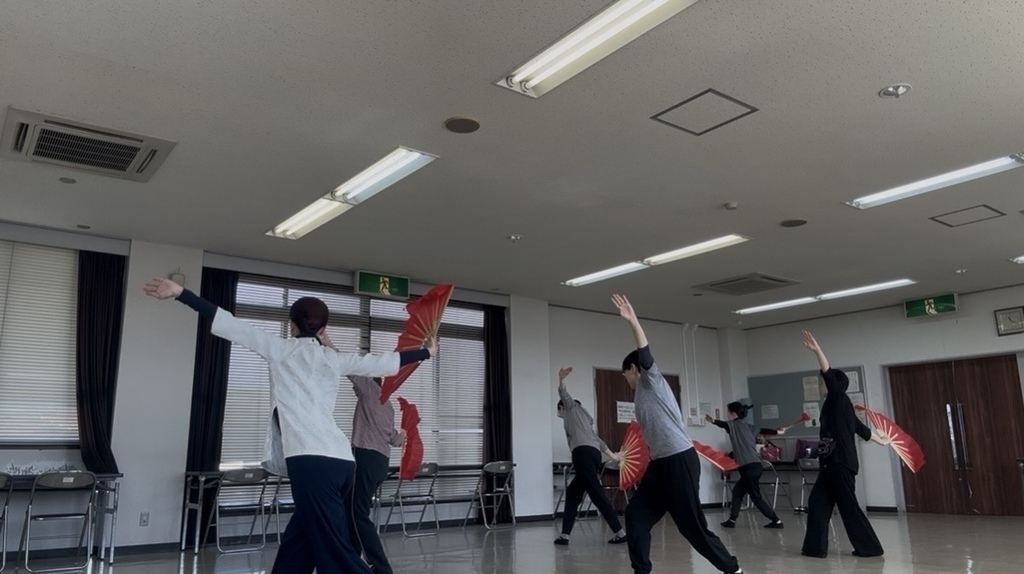 扇で舞う美しい中国武術　木蘭拳（ムーランチェン）