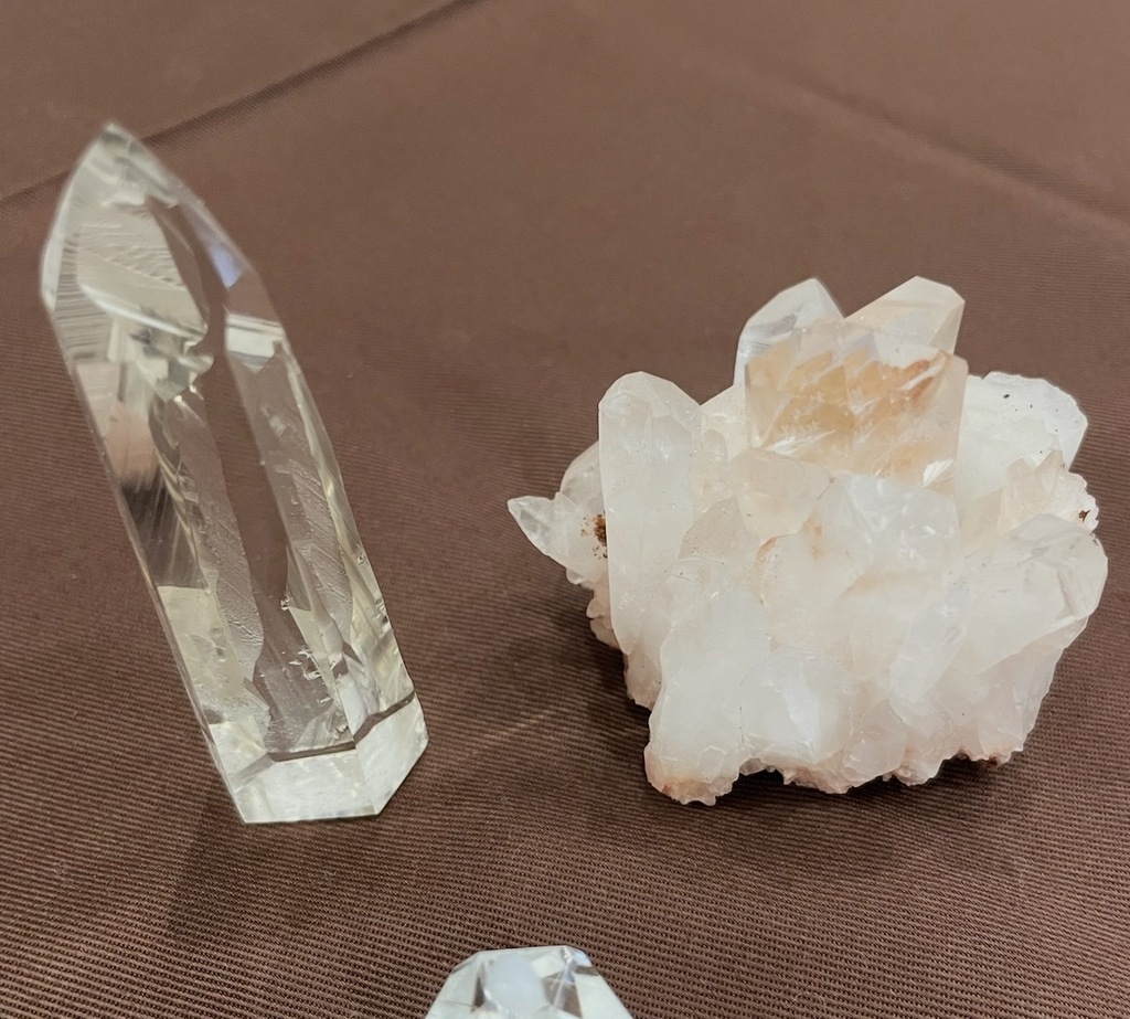 💎水晶まくら作り💎　～水晶のお話と枕作り～